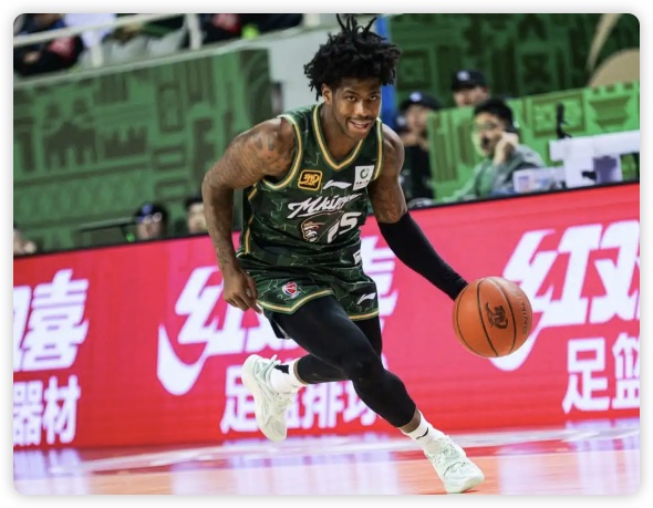 杰曼28+5+8 周琦17+14 肯德里克-戴维斯43+6+9 北京险胜同曦